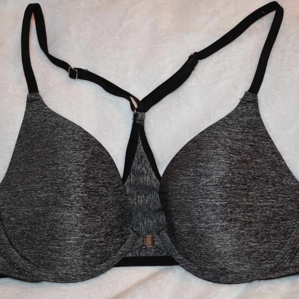 Vs Bra